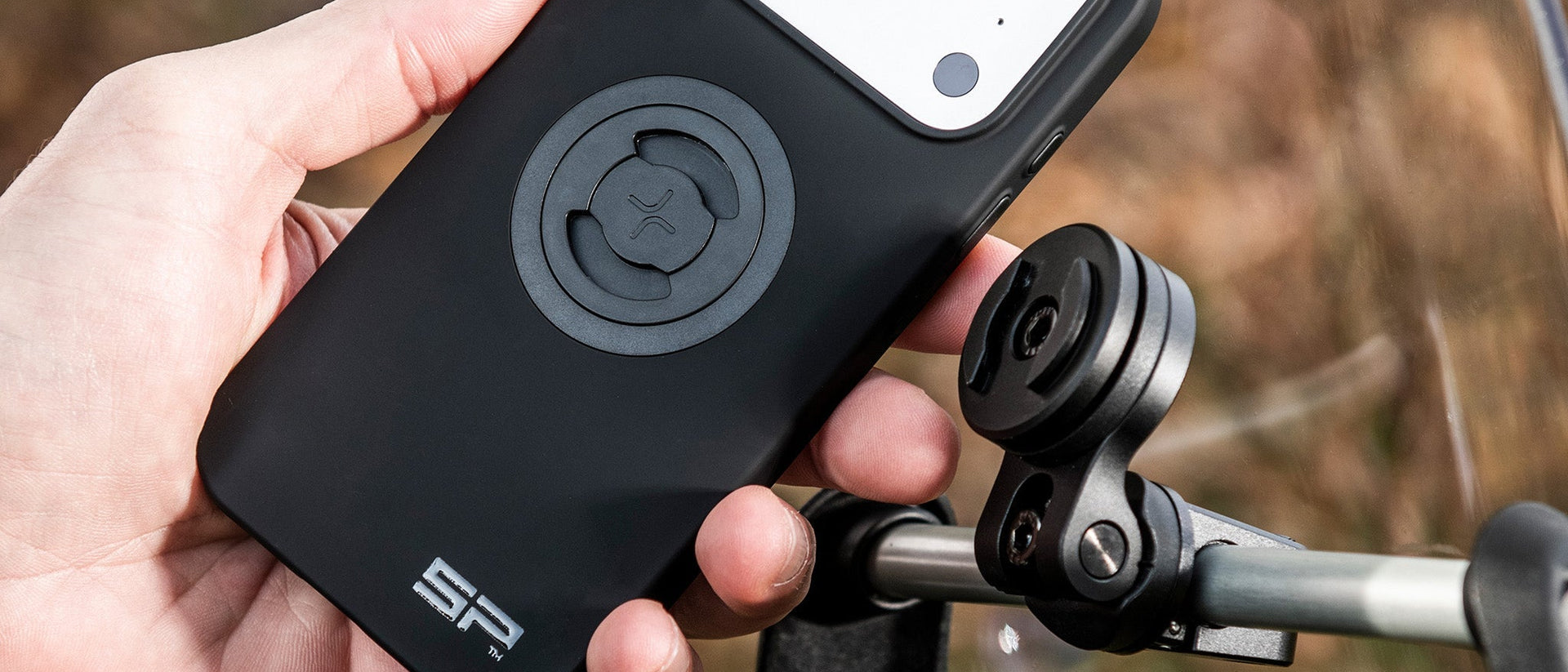 Crossbar Mount Pro: More Space for Your Setup