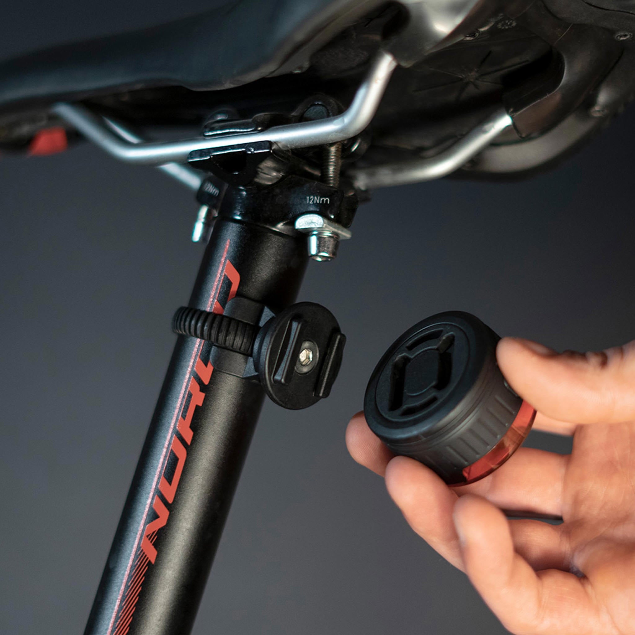 Round clearance bike light