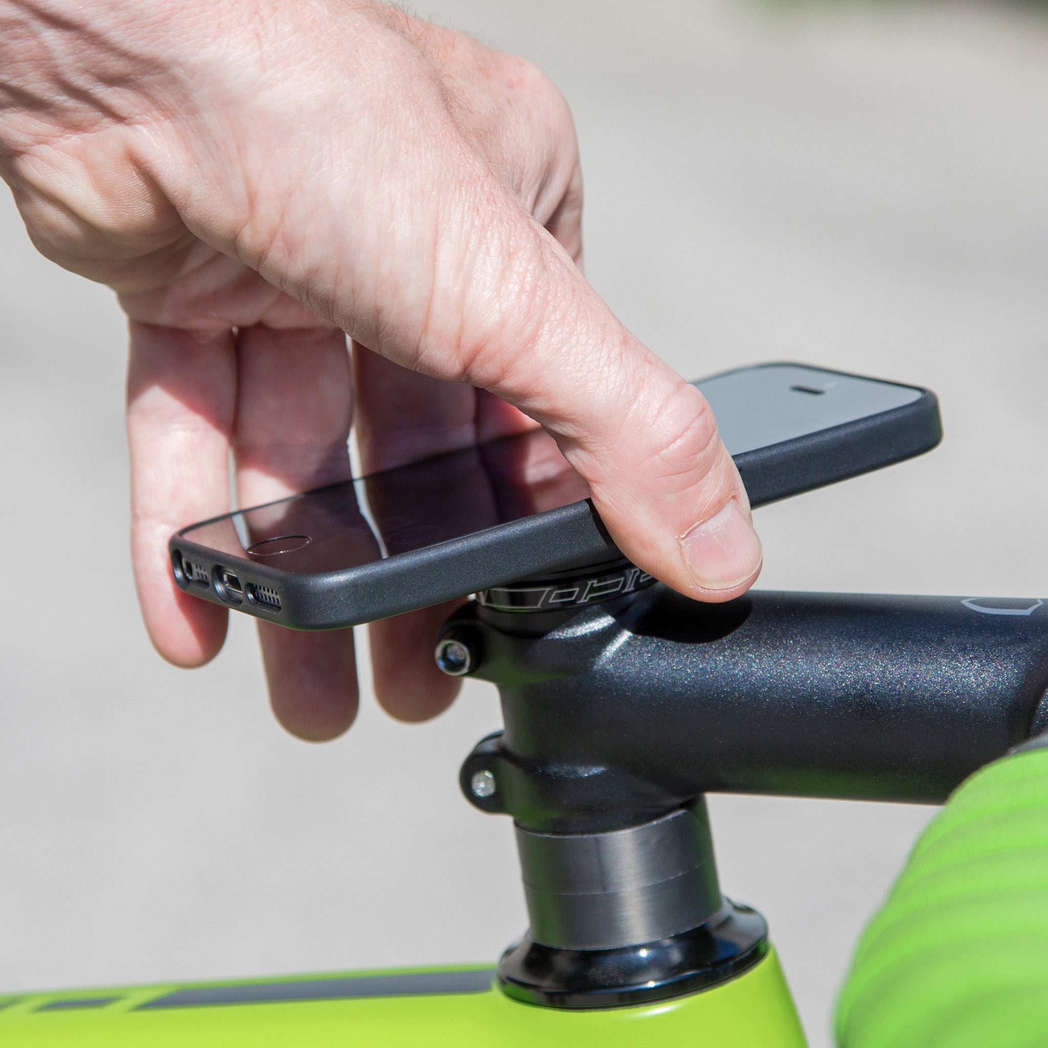 Stem mounted phone clearance holder